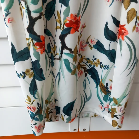 M&S Collection Fitted Midi Dress Ivory Size 8 Floral Bodycon Wedding Cruise BNWT - Picture 5 of 12